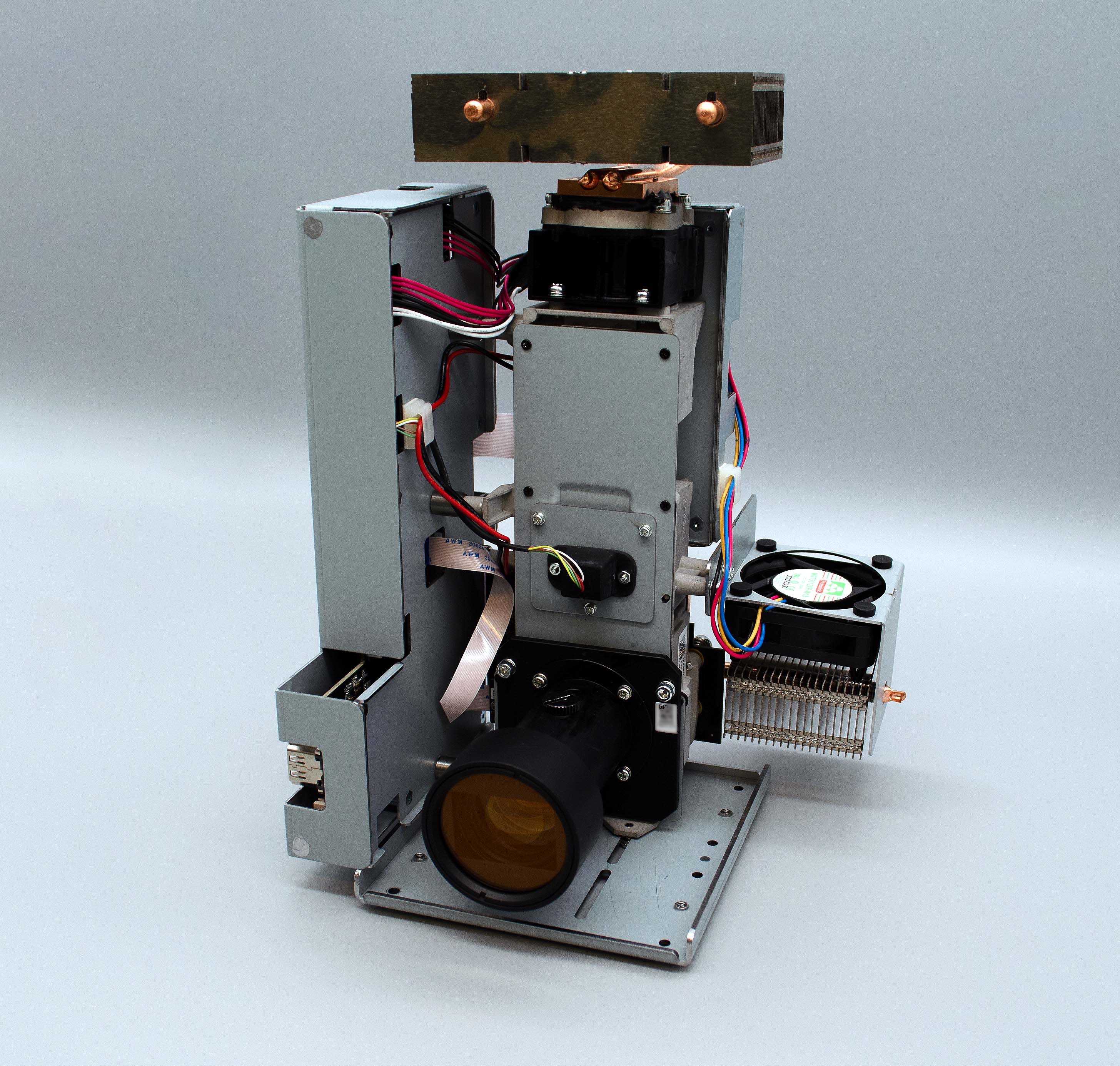 NVR-F NVM-F  Projektor - Light Engine BURMS Young Optics 4K